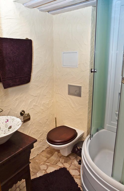 Linnumaja Guesthouse Uulu Bilik gambar