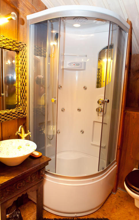 Linnumaja Guesthouse Uulu Bilik gambar